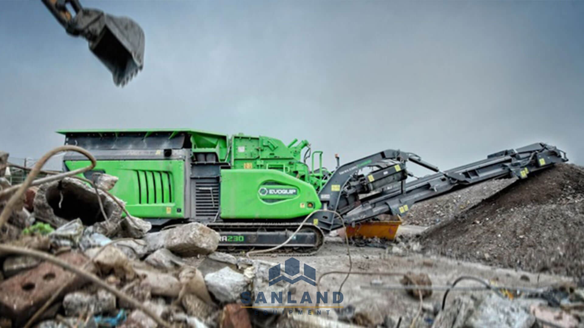 Sanland-Mobile-Impact-Crushers-Cobra-230-Cobra-230R-07