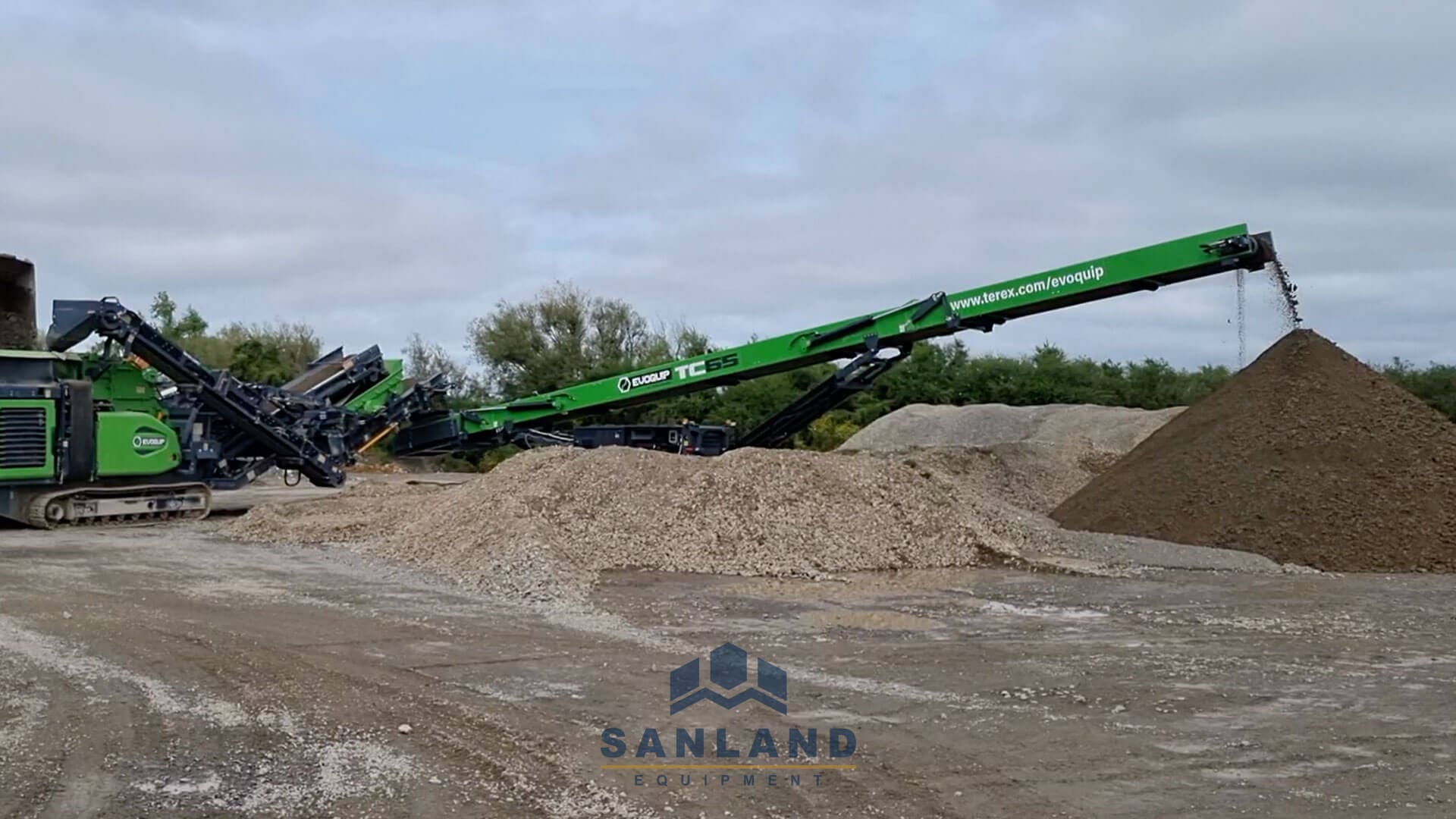 Sanland-Mobile-Stacker-Conveyors-TC65-05