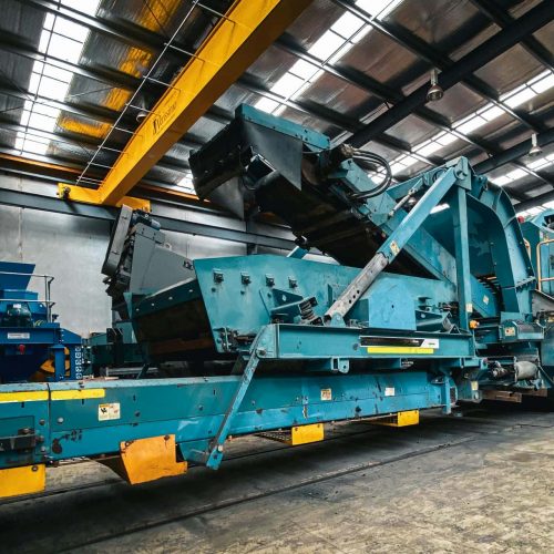 2_ Powerscreen 1000SR servicing